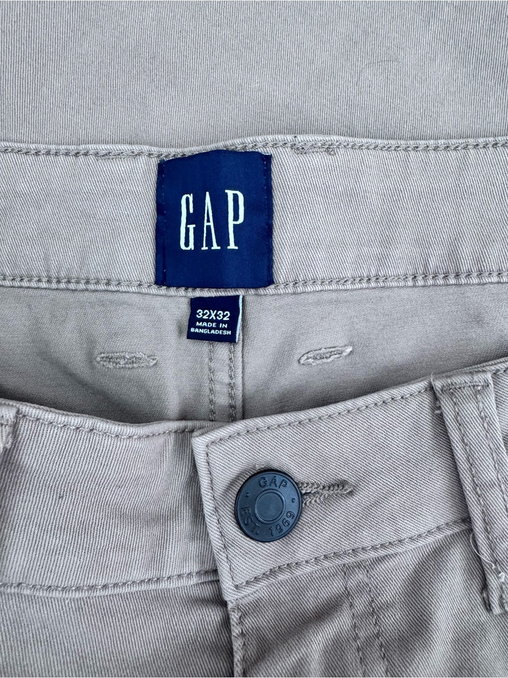 Gap Men's Straight Fit Chino Pants in Khaki NWOT - Picture 3 of 4